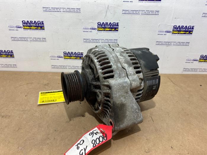Usagé Dynamo Mercedes C (W202) 2.0 C-200D Prix € 72,60 Prix TTC proposé par Autoparts Van De Velde