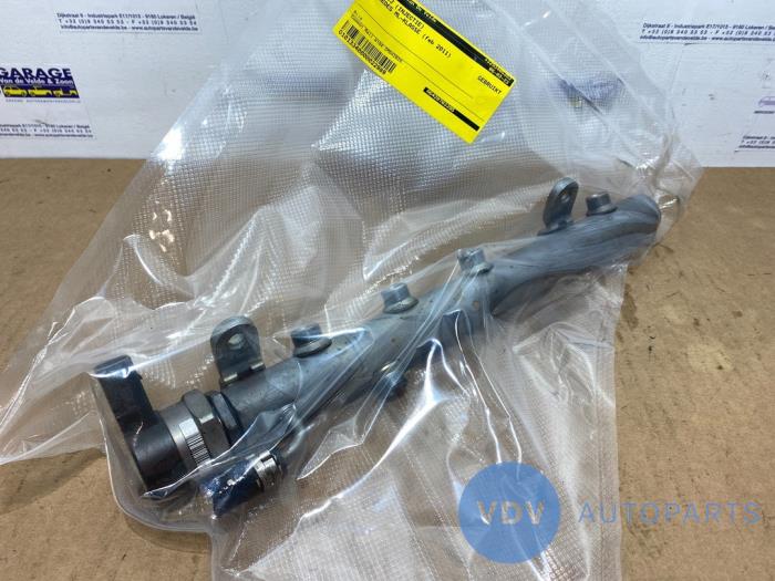 Fuel injector nozzle Mercedes ML II 3.0 ML-300 CDI 4-Matic V6 24V ...