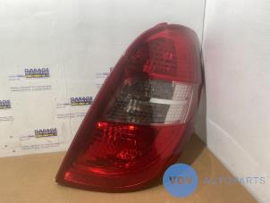 Begagnade Baklykta, höger Mercedes A (W169) 1.5 A-160 Pris € 48,40 Inklusive moms erbjuds av Autoparts Van De Velde