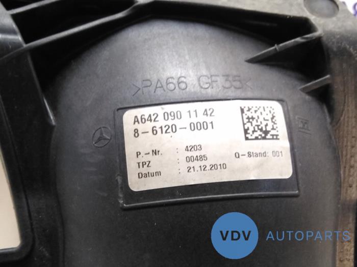 Air mass meter Mercedes E E-350 CDI BlueEfficiency 3.0 V6 24V - A6420901142