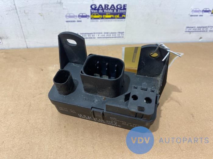 Glow plug relay Mercedes Sprinter 3,5t 311 CDI 16V A0005453516