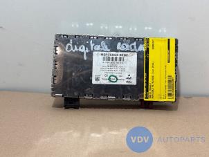 Begagnade Radiomodul Mercedes ML III (166) 2.1 ML-250 CDI 16V BlueTEC 4-Matic Pris € 60,50 Inklusive moms erbjuds av Autoparts Van De Velde