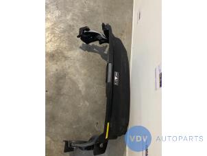 Usados Tapizado de cubierta de maletero Mercedes SLK (R172) Precio € 108,90 IVA incluido ofrecido por Autoparts Van De Velde