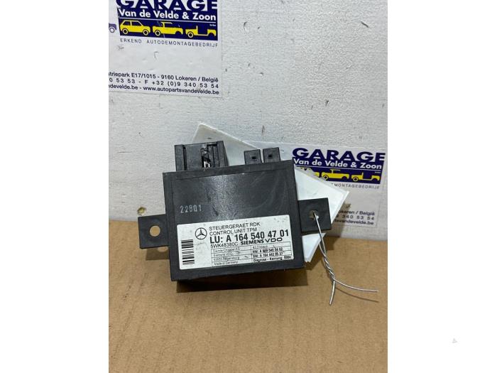 Begagnade Däcktrycksmodul Mercedes ML II (164/4JG) 3.0 ML-280 CDI 4-Matic V6 24V Pris € 60,50 Inklusive moms erbjuds av Autoparts Van De Velde