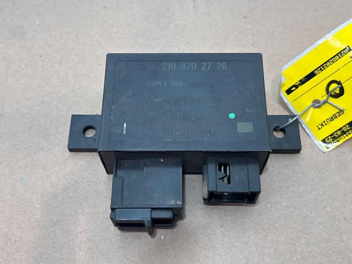Usagé Relais Mercedes G (463) G 400 CDI 4.0 V8 32V Prix € 30,25 Prix TTC proposé par Autoparts Van De Velde