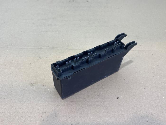 Usados Módulo de control de luces Mercedes C (W202) 1.8 C-180 16V Precio € 48,40 IVA incluido ofrecido por Autoparts Van De Velde