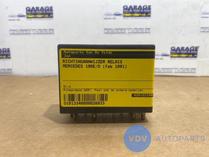 Indicator relays with part number A2018210147 stock