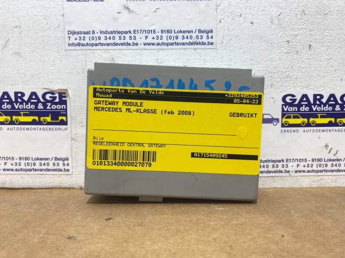 Gebrauchte Gateway Modul Mercedes ML II (164/4JG) 3.0 ML-320 CDI 4-Matic V6 24V Preis € 48,40 Mit Mehrwertsteuer angeboten von Autoparts Van De Velde
