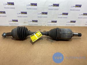 Used Front drive shaft, right Mercedes GLK (204.7/9) 2.2 220 CDI 16V BlueEff.,BlueTEC 4-Matic Price on request offered by Autoparts Van De Velde