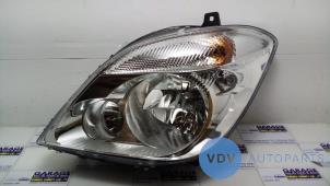 Used Headlight, left Mercedes Sprinter 3t (906.61) 213 CDI 16V Price € 121,00 Inclusive VAT offered by Autoparts Van De Velde