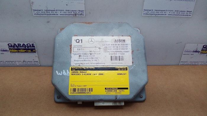 Usagé Module caméra Mercedes S (W221) 5.5 S-550 32V Prix € 90,75 Prix TTC proposé par Autoparts Van De Velde
