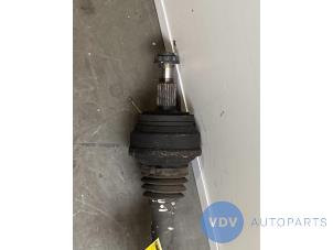 Used Drive shaft, rear right Mercedes S (W221) 3.0 S-350 BlueTec 24V Price on request offered by Autoparts Van De Velde