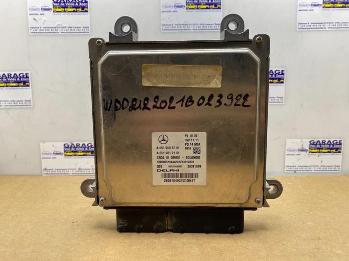 Used Ignition lock + computer Mercedes E (W212) E-250 CDI 16V BlueEfficiency Price € 151,25 Inclusive VAT offered by Autoparts Van De Velde