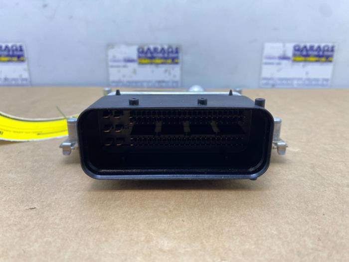 Module RGE d'un Mercedes-Benz Vito (447.6) 2.2 114 CDI 16V