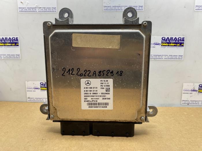 Used Ignition lock + computer Mercedes E Estate (S212) E-220 CDI 16V BlueEfficiency Price € 151,25 Inclusive VAT offered by Autoparts Van De Velde