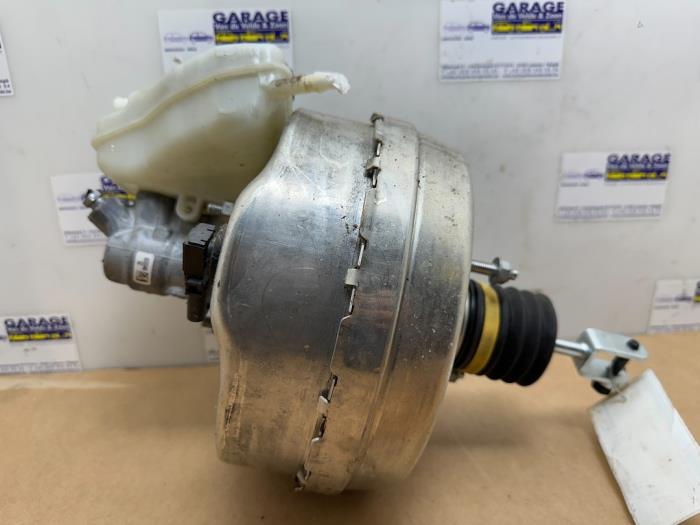 Usagé Servo frein Mercedes C Estate (S205) C-180 BlueTEC, C-180 d 1.6 16V Prix € 90,75 Prix TTC proposé par Autoparts Van De Velde