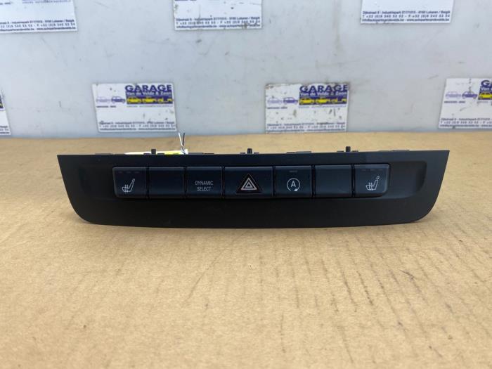 Używane Przelacznik Mercedes B (W246/W242) 2.0 B-220 BlueEFFICIENCY Turbo 16V 4-Matic Cena € 60,50 Z VAT oferowane przez Autoparts Van De Velde