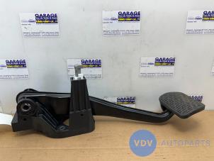 Used Brake pedal Mercedes B (W246,242) 1.8 B-180 CDI BlueEFFICIENCY 16V Price € 48,40 Inclusive VAT offered by Autoparts Van De Velde