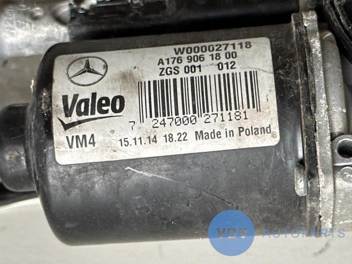 Silnik i mechanizm wycieraczki z Mercedes-Benz CLA (117.3) 2.2 CLA-200 CDI, 200 d 16V 2014