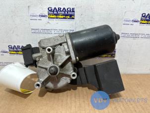 Used Front wiper motor Mercedes A (W168) 1.7 A-160 CDI 16V Price € 36,30 Inclusive VAT offered by Autoparts Van De Velde