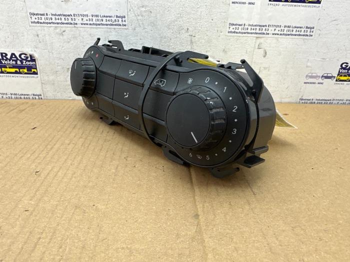 Heater control panel Mercedes Vito 1.6 109 CDI 16V A4479002106