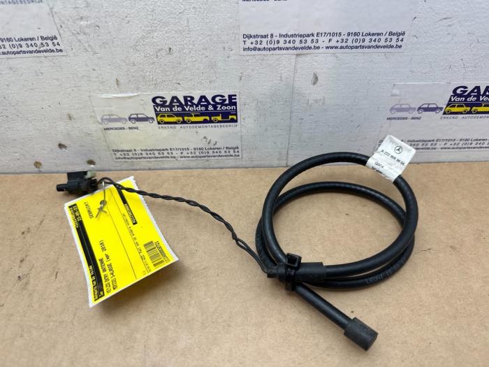 Używane Keyless Entry-Antena Mercedes S (222.0/222.1) 3.0 S-350d 4-Matic Cena € 18,15 Z VAT oferowane przez Autoparts Van De Velde