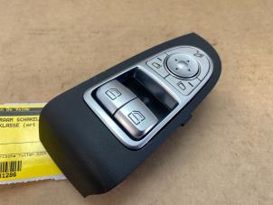 Gebrauchte Elektrisches Fenster Schalter Mercedes C (C205) C-220d 2.2 16V BlueTEC Preis € 90,75 Mit Mehrwertsteuer angeboten von Autoparts Van De Velde
