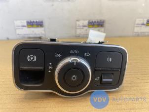 Used Light switch Mercedes A (177.0) 1.3 A-180 Turbo 16V Price € 24,20 Inclusive VAT offered by Autoparts Van De Velde