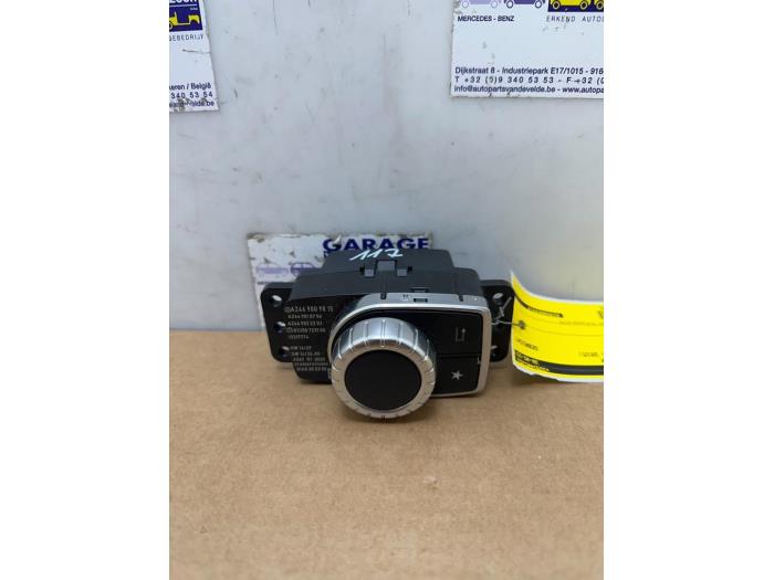 Usagé Commande ordinateur de bord Mercedes A (W176) 1.6 A-180 16V Prix € 18,15 Prix TTC proposé par Autoparts Van De Velde