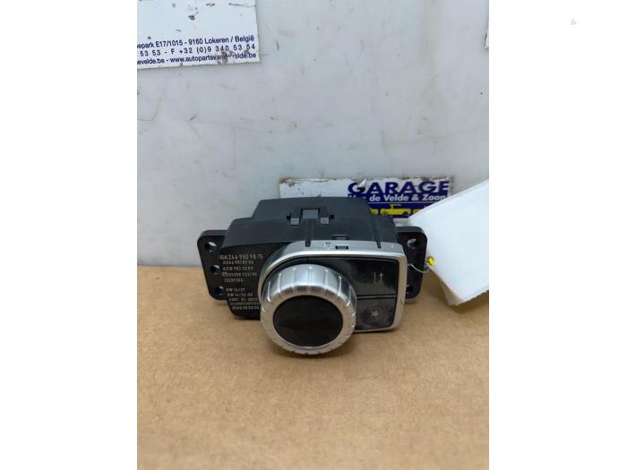 Usagé Commande ordinateur de bord Mercedes A (W176) 1.6 A-180 16V Prix € 18,15 Prix TTC proposé par Autoparts Van De Velde