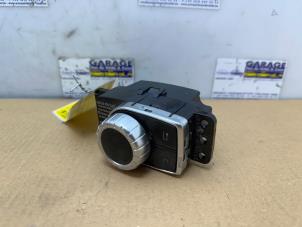 Commande ordinateur de bord d'un Mercedes-Benz A (W176) 1.5 A-180 CDI, A-180d 16V 2015