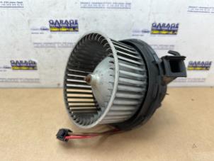 Used Heating and ventilation fan motor Mercedes C Estate (S204) 2.2 C-180 CDI 16V BlueEFFICIENCY Price € 72,60 Inclusive VAT offered by Autoparts Van De Velde