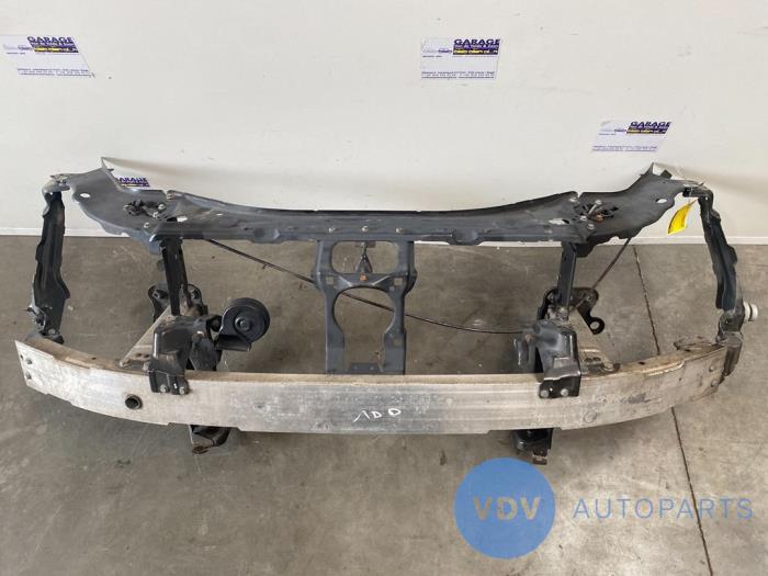 Front panel Mercedes E 2.2 E-200 CDI 16V - A2116200316