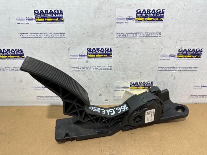 Gebrauchte Gaspedal Mercedes ML III (166) 2.1 ML-250 CDI 16V BlueTEC 4-Matic Preis € 48,40 Mit Mehrwertsteuer angeboten von Autoparts Van De Velde