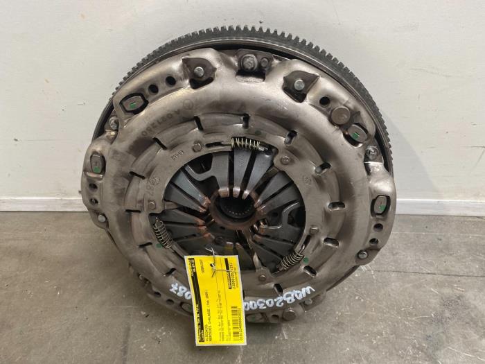 Used Flywheel Mercedes C (W203) 2.2 C-220 CDI 16V Price € 121,00 Inclusive VAT offered by Autoparts Van De Velde