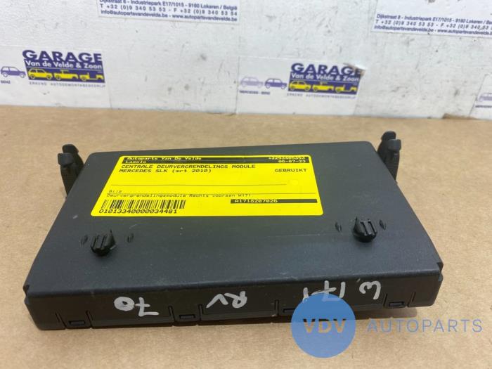 Central door locking module Mercedes SLK 1.8 200 K 16V A1718207026