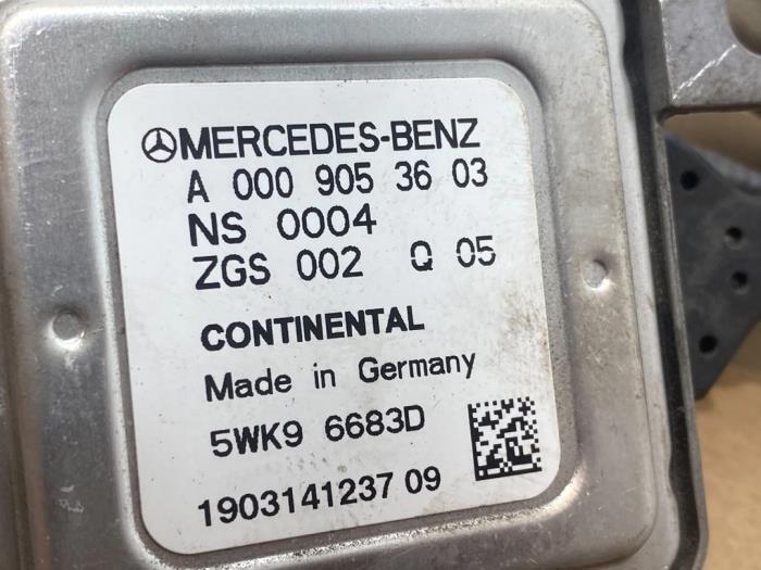 Capteur NOx d'un Mercedes-Benz GLE (W166) 250d 2.0 2016