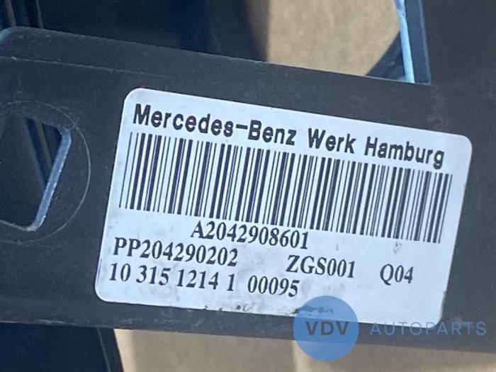 Set of pedals from a Mercedes-Benz C (W204) 1.8 C-180 CGI 16V 2008