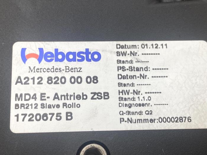 Sunroof motor Mercedes E E-220 CDI 16V BlueEfficiency - A2128200008