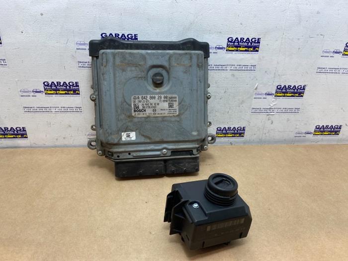 Used Ignition lock + computer Mercedes E (C207) E-350 CDI V6 24V Price € 181,50 Inclusive VAT offered by Autoparts Van De Velde