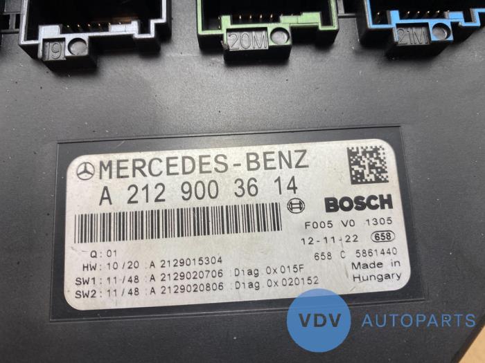 Módulo de confort de un Mercedes-Benz E (C207) E-220 CDI 16V BlueEfficiency 2012