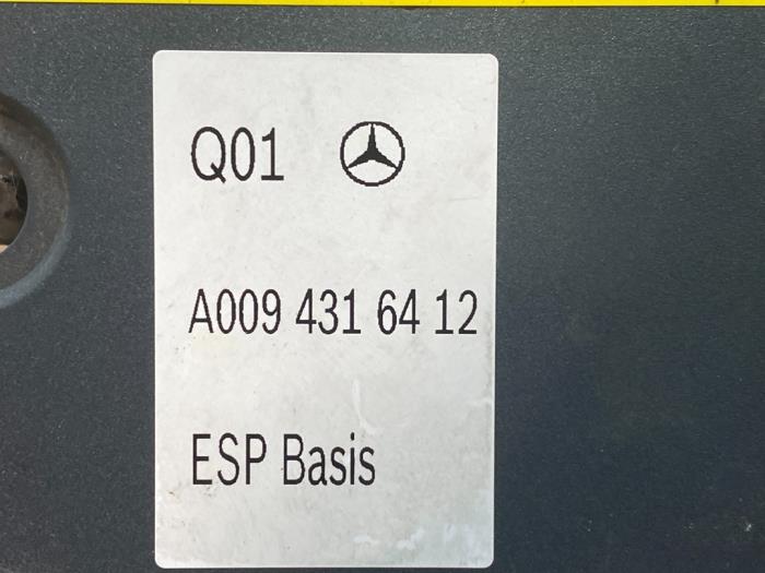 ABS Computer from a Mercedes-Benz A (W176) 1.5 A-180 CDI, A-180d 16V 2014