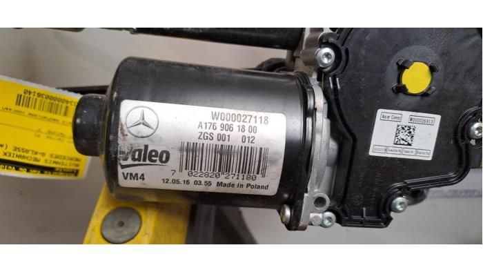 Mecanismo de limpiaparabrisas de un Mercedes-Benz A (W176) 1.5 A-160 CDI, A-160d 16V 2017