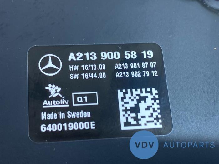 Module caméra d'un Mercedes-Benz E (W213) E-200 2.0 Turbo 16V 2016
