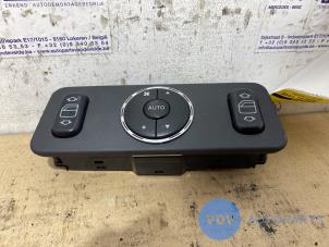 Used Multi-functional window switch Mercedes ML I (163) 270 2.7 CDI 20V Price € 42,35 Inclusive VAT offered by Autoparts Van De Velde