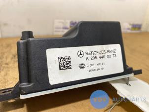 Used Voltage regulator Mercedes C (W205) C-200 2.0 Turbo 16V Price € 54,45 Inclusive VAT offered by Autoparts Van De Velde