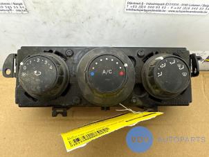 Usados Panel de control de calefacción Mercedes Citan (415.6) 1.5 108 CDI Precio € 90,75 IVA incluido ofrecido por Autoparts Van De Velde