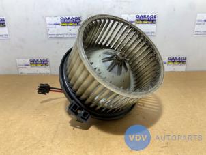 Usados Motor de ventilador de calefactor Mercedes ML I (163) 270 2.7 CDI 20V Precio € 60,50 IVA incluido ofrecido por Autoparts Van De Velde