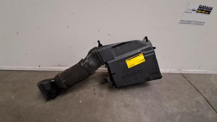 Begagnade Luftfilterhus Mercedes E (W211) 3.0 E-320 CDI 24V Pris € 36,30 Inklusive moms erbjuds av Autoparts Van De Velde