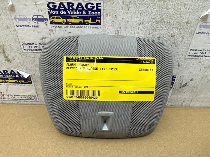 Begagnade Larmsensor Mercedes S (W221) 3.0 S-350 BlueTec 24V Pris € 24,20 Inklusive moms erbjuds av Autoparts Van De Velde